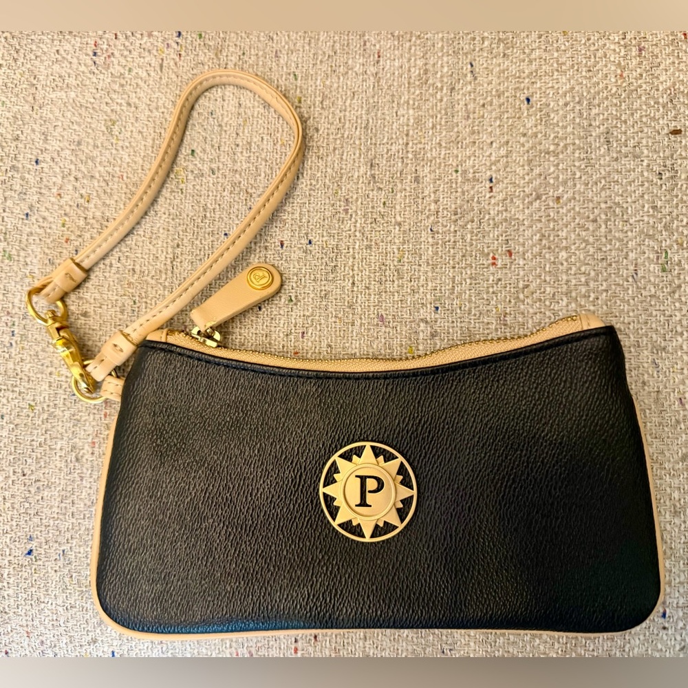 PARAZUL Black and Tan Leather Wristlet